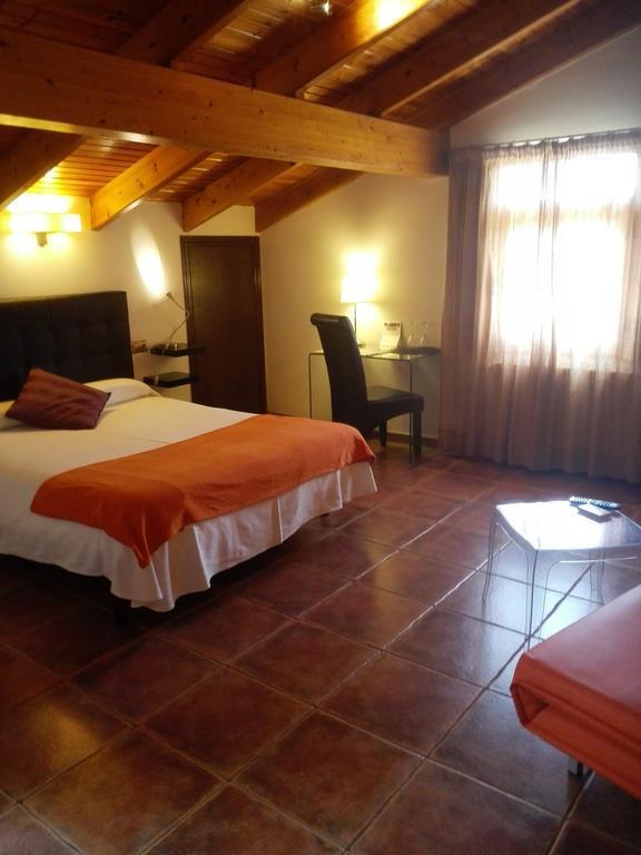 Hotel Porta D'Alella Eksteriør bilde